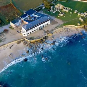 Location de maison de vacances à Kerlouan Piscine intérieure Kerlouan La Villa sur la Baie